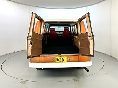Lot 68 - 1961 Chevrolet Corvair Greenbrier