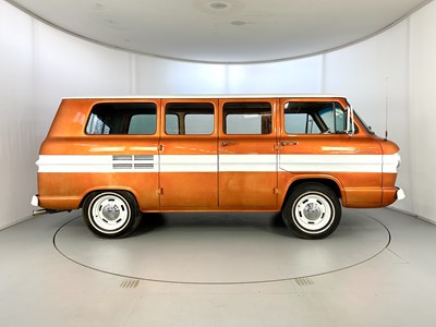Lot 68 - 1961 Chevrolet Corvair Greenbrier