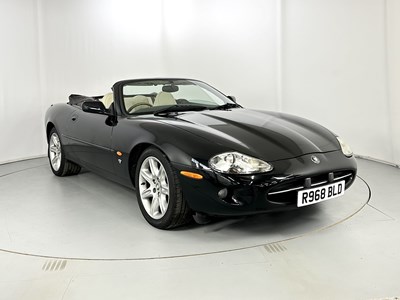 Lot 49 - 1998 Jaguar XK8