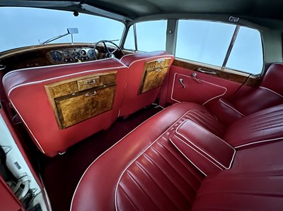 Lot 42 - 1960 Bentley S2
