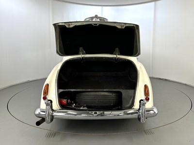 Lot 42 - 1960 Bentley S2