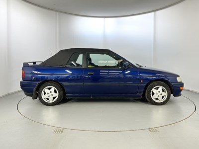 Lot 26 - 1993 Ford Escort XR3i Cabriolet