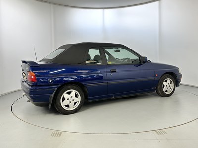 Lot 26 - 1993 Ford Escort XR3i Cabriolet