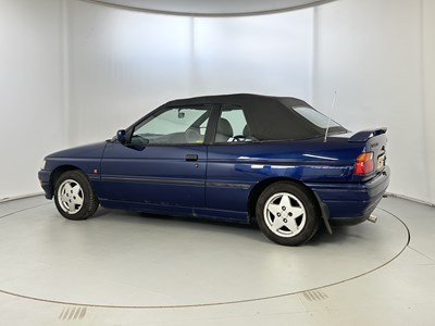 Lot 26 - 1993 Ford Escort XR3i Cabriolet