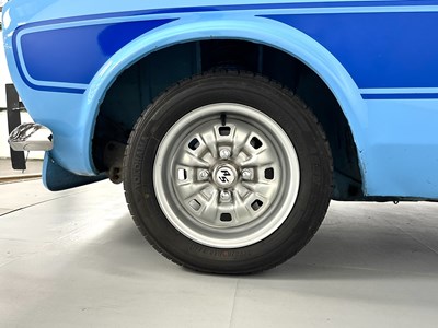 Lot 16 - 1975 Ford Escort RS2000