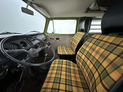 Lot 87 - 1977 Volkswagen T2