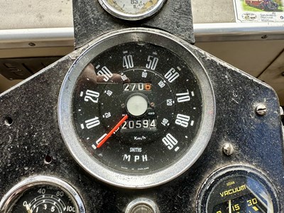 Lot 2 - 1960 Albion Harrington DP30F - NO RESERVE