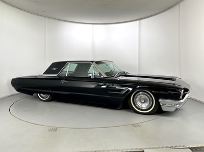 Lot 58 - 1965 Ford Thunderbird