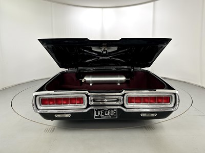 Lot 58 - 1965 Ford Thunderbird