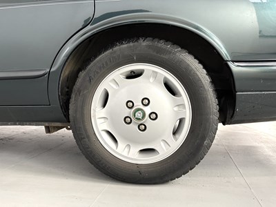 Lot 19 - 1997 Jaguar XJ Executive
