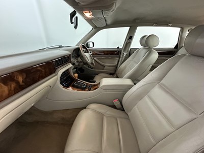 Lot 19 - 1997 Jaguar XJ Executive