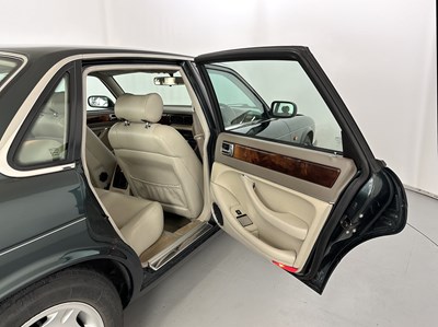 Lot 19 - 1997 Jaguar XJ Executive