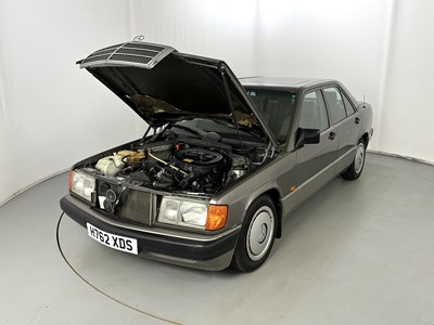 Lot 5 - 1990 Mercedes-Benz 190E