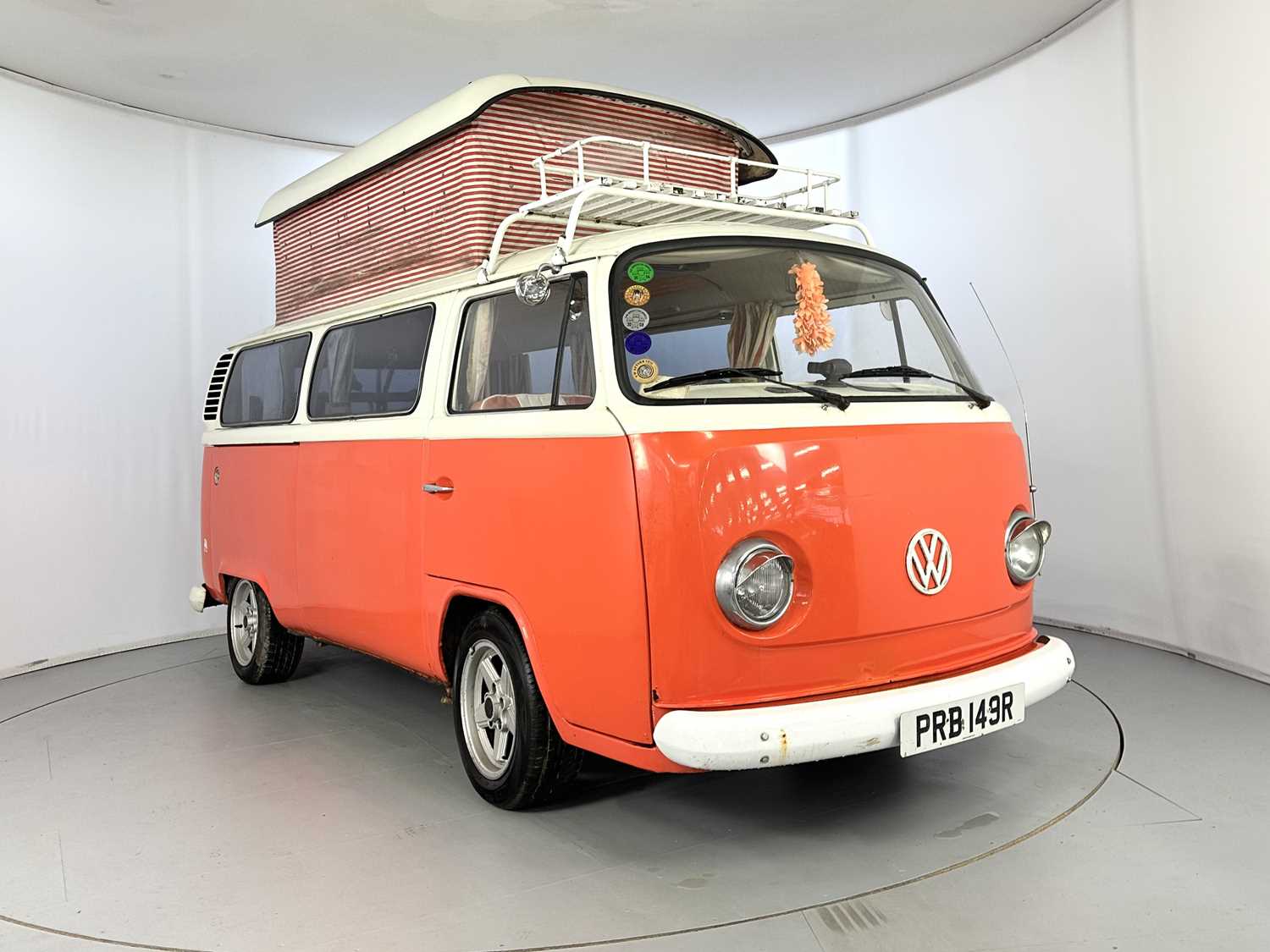 Lot 45 - 1976 Volkswagen T2