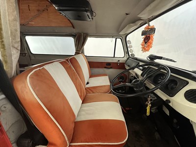 Lot 45 - 1976 Volkswagen T2