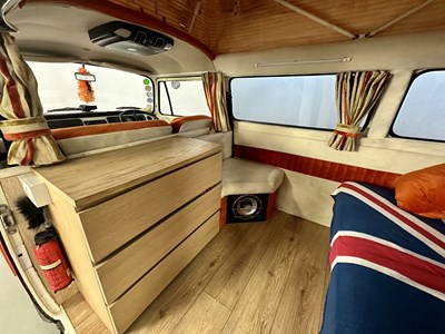 Lot 45 - 1976 Volkswagen T2