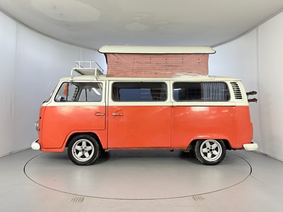 Lot 45 - 1976 Volkswagen T2