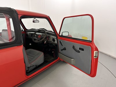 Lot 150 - 1989 Mini Mayfair