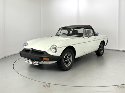Lot 4 - 1977 MG B Roadster