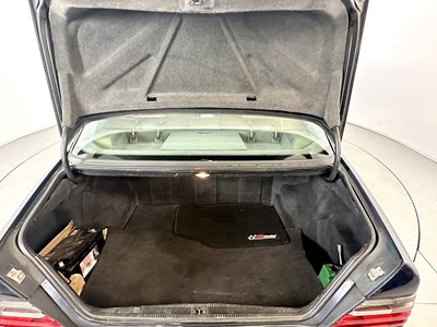 Lot 24 - 1993 Mercedes-Benz 200E
