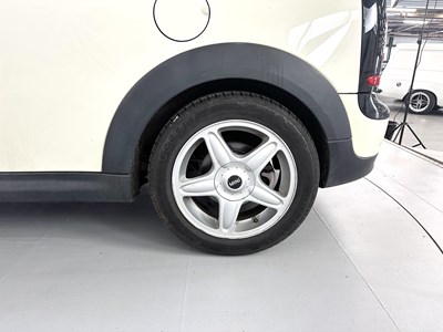 Lot 43 - 2007 Mini Clubman