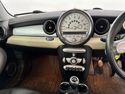 Lot 43 - 2007 Mini Clubman