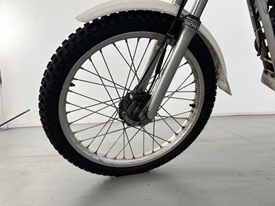 Lot 40 - 1986 Honda TLR 250R