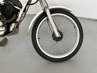 Lot 40 - 1986 Honda TLR 250R