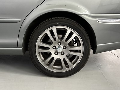 Lot 77 - 2004 Jaguar X-Type