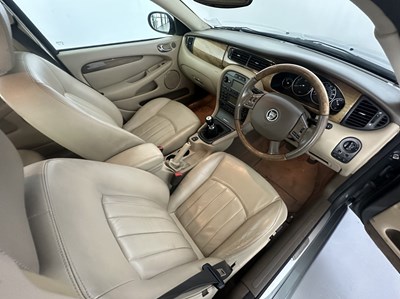 Lot 77 - 2004 Jaguar X-Type