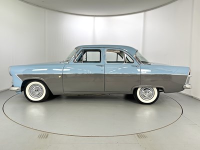 Lot 37 - 1959 Ford Zodiac