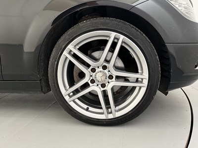 Lot 33 - 2009 Mercedes-Benz C200 CDI