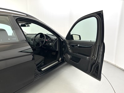 Lot 33 - 2009 Mercedes-Benz C200 CDI