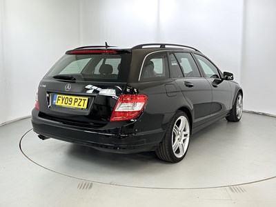 Lot 33 - 2009 Mercedes-Benz C200 CDI