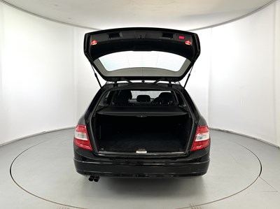 Lot 33 - 2009 Mercedes-Benz C200 CDI
