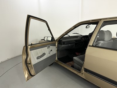 Lot 107 - 1985 Nissan Cherry