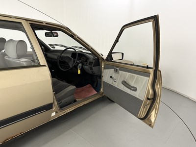 Lot 107 - 1985 Nissan Cherry