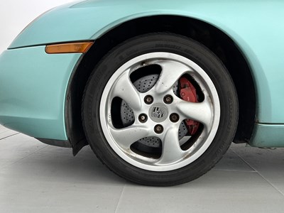 Lot 63 - 2002 Porsche Boxster S