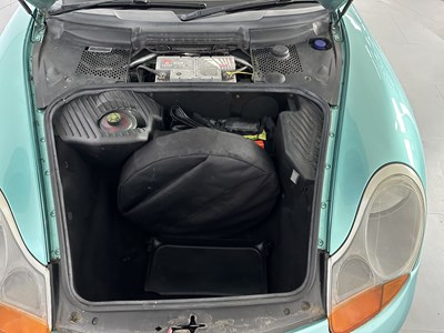 Lot 63 - 2002 Porsche Boxster S