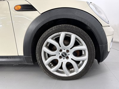 Lot 28 - 2009 Mini Cooper