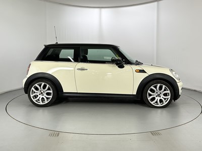 Lot 28 - 2009 Mini Cooper