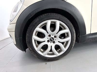 Lot 28 - 2009 Mini Cooper