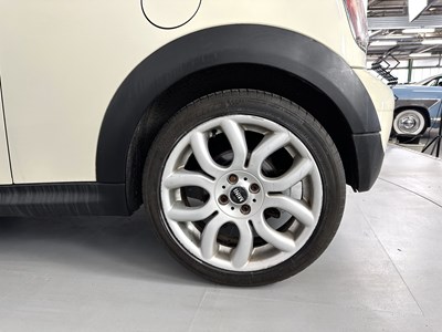 Lot 28 - 2009 Mini Cooper
