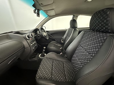 Lot 45 - 2005 MG ZR - NO RESERVE