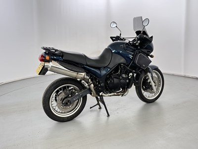 Lot 24 - 2000 Triumph Tiger