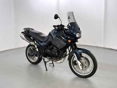 Lot 24 - 2000 Triumph Tiger