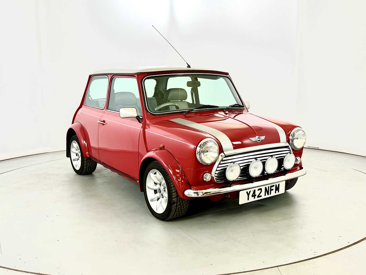 Lot 35 - 2001 Mini Cooper Sport