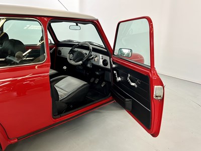 Lot 35 - 2001 Mini Cooper Sport