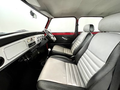 Lot 35 - 2001 Mini Cooper Sport
