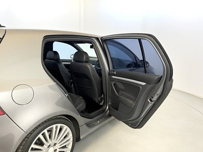 Lot 36 - 2006 Volkswagen Golf R32